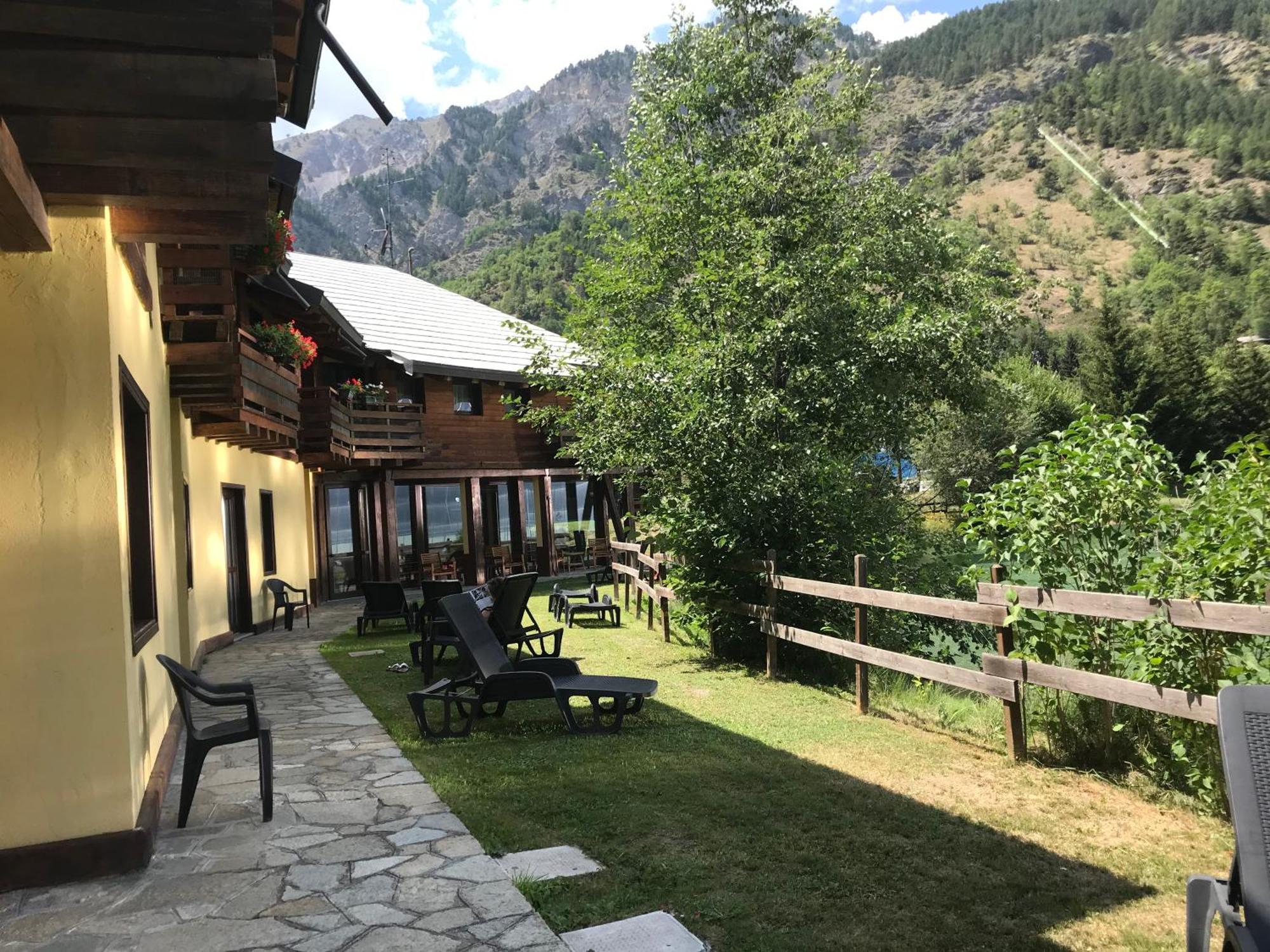 Hotel Ca Fiore Bardonecchia Exterior photo