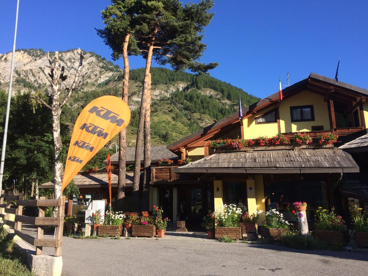 Hotel Ca Fiore Bardonecchia Exterior photo