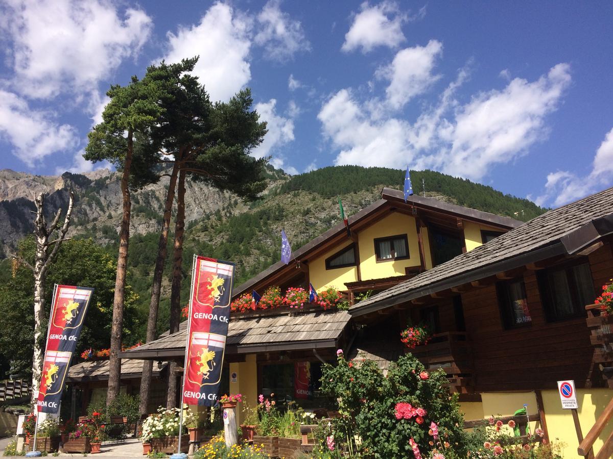 Hotel Ca Fiore Bardonecchia Exterior photo